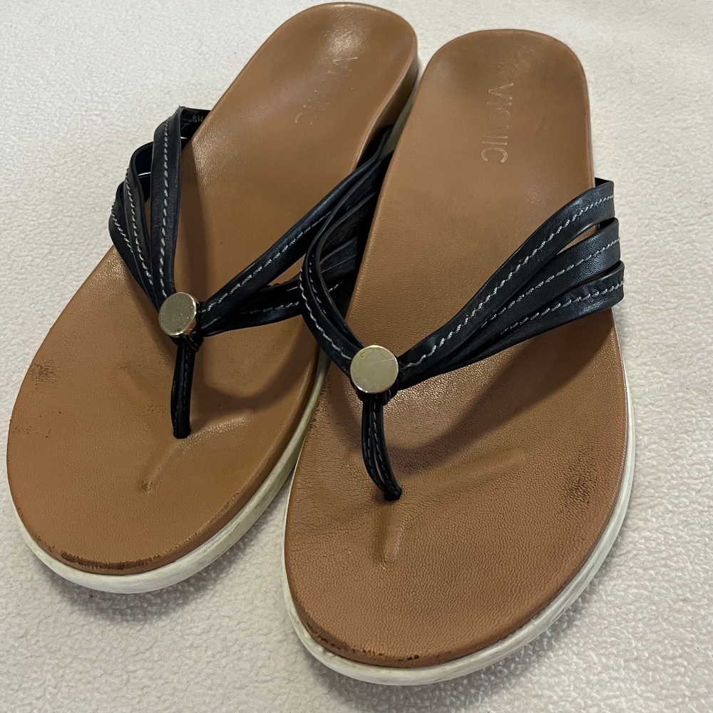 Vionic Catalina Women’s Black Thong Flip Flop Sandals Size 8